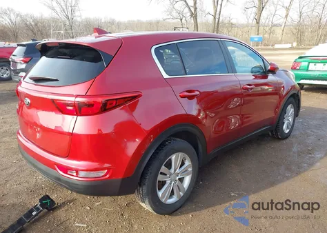 2017 Kia Sportage Lx z USA, uszkodzony, nr VIN KNDPMCAC6H7112768